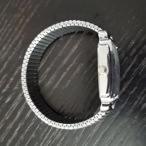 Joan Rivers Classics V377 Watch - Picture 4 of 5